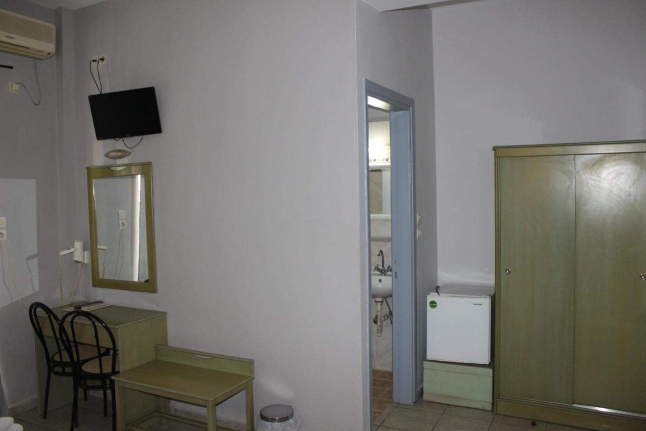 Hotel Avra ヴォロス エクステリア 写真